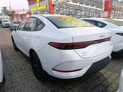 بی وای دی Qin Plus